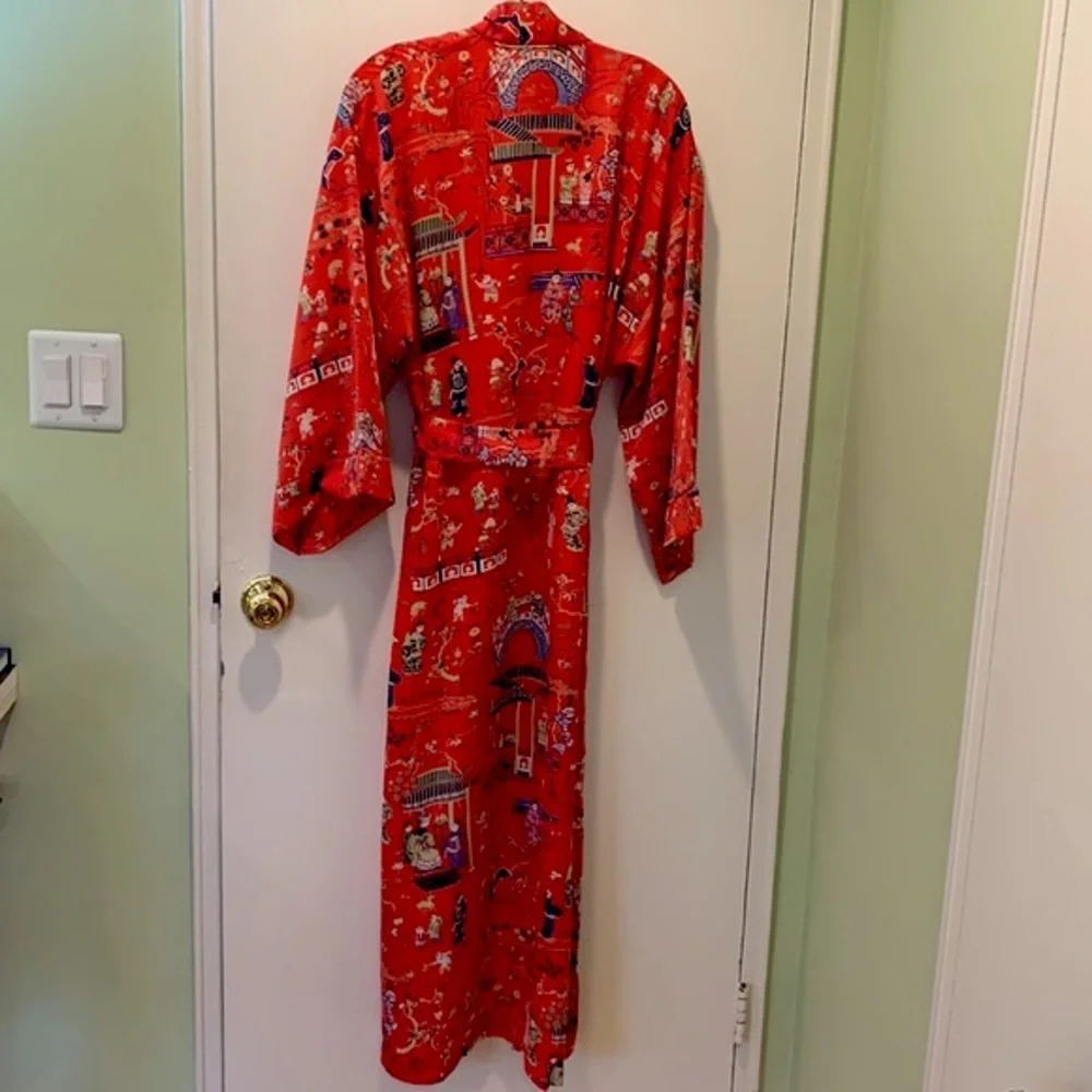Natori Red Kimono Robe - Picture 3 of 6